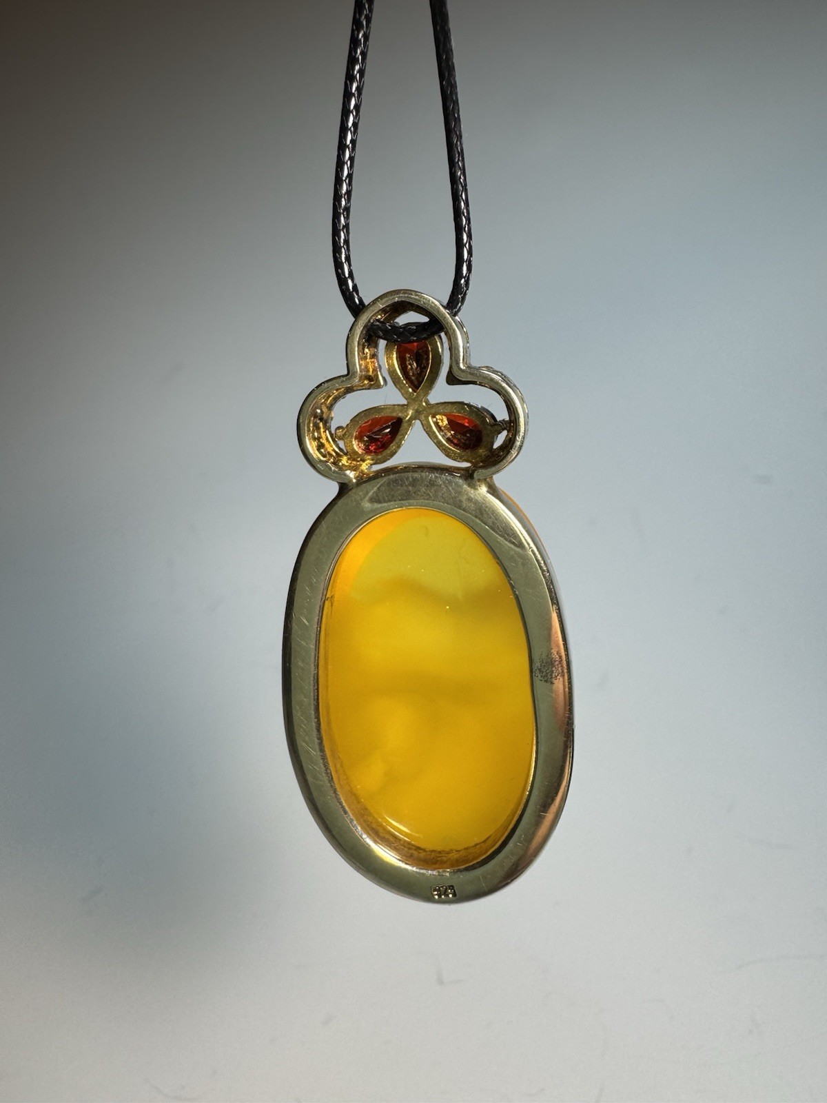 Natural Baltic Amber Pendant Butterscotch Egg Yolk in Sterling Silver 18.4g