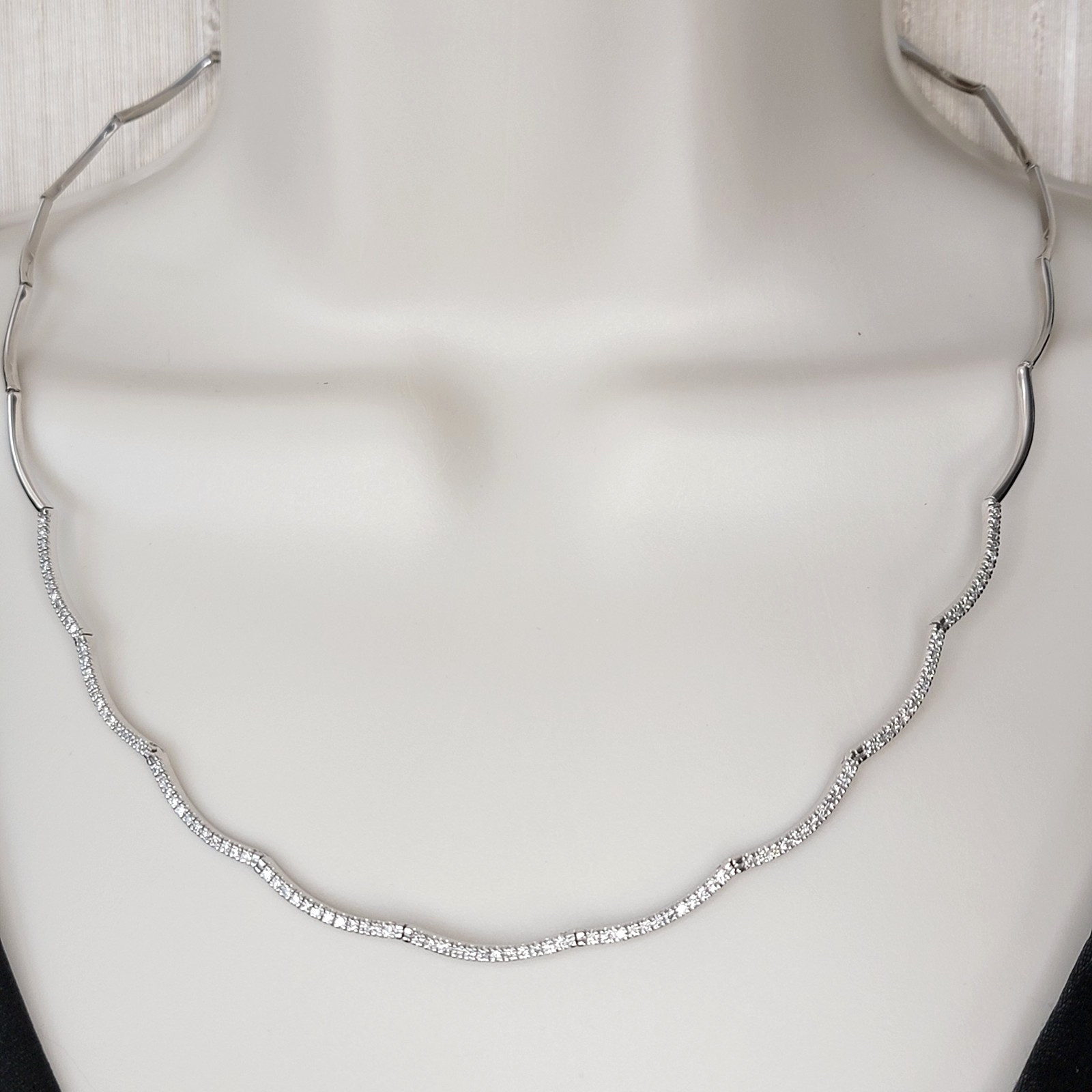 Ross-Simons 1.00tcw Diamond Scallop Necklace 14k White Gold 18.5g 20″ ESTATE