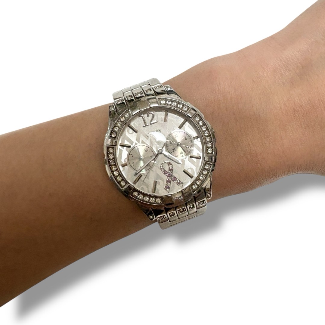 Function Confirmed GUESS Ladies’ Wristwatch Sparkling Pink