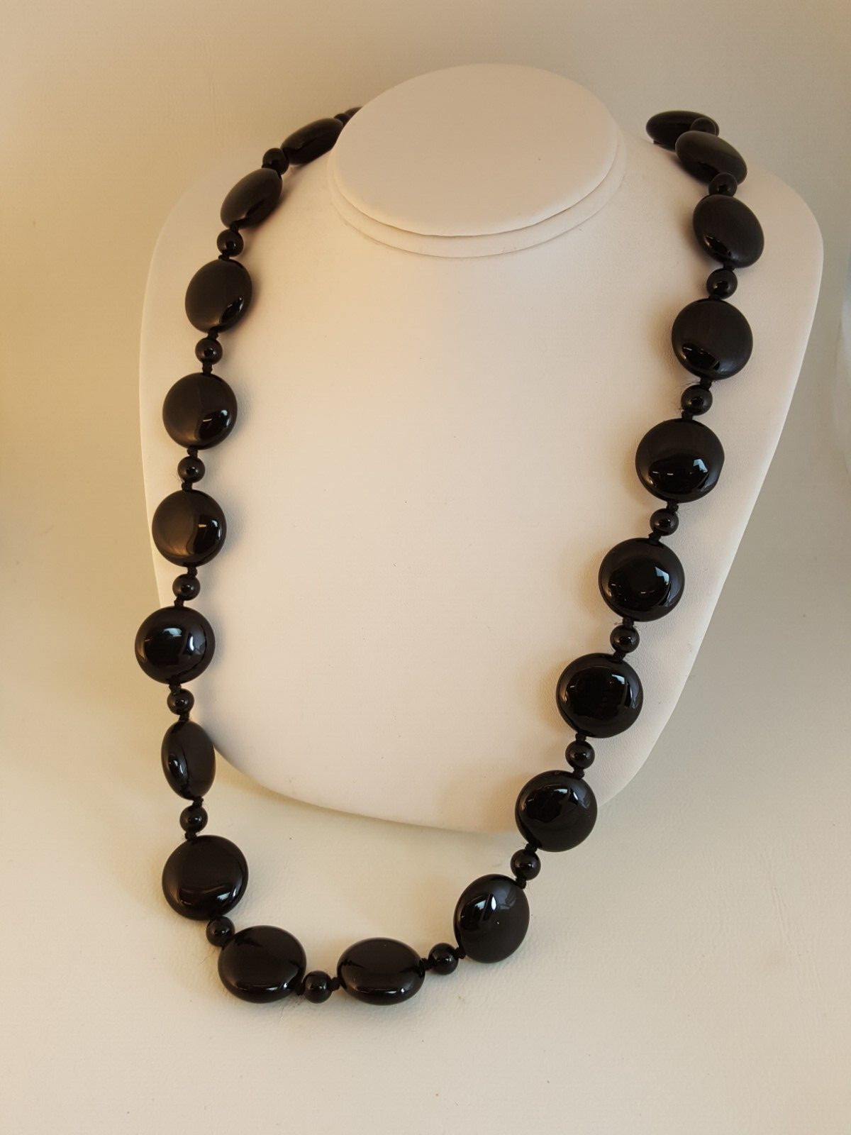 Onyx wafer disc necklace 28″ long orig tag still attached!