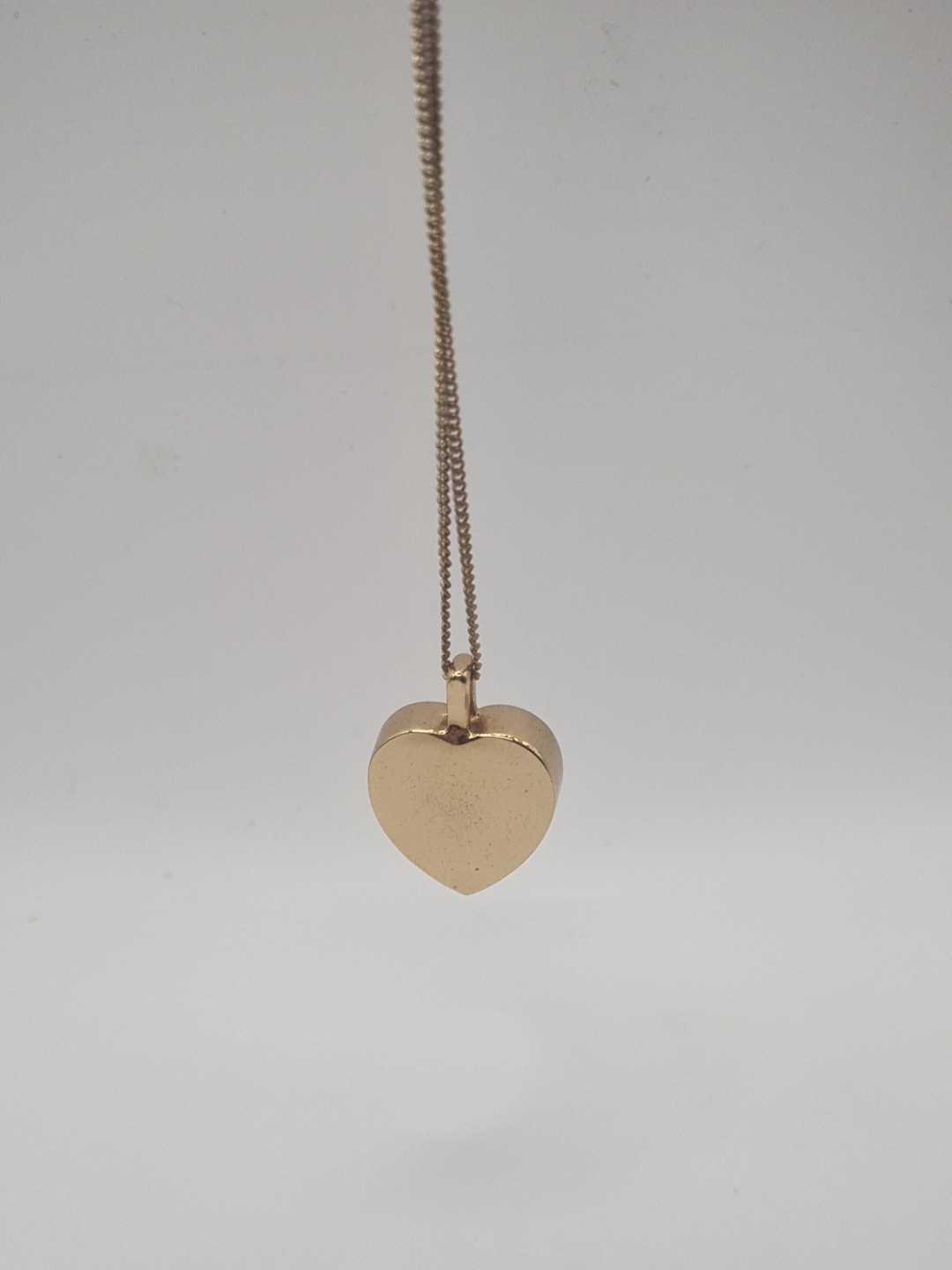Accessorize Black Glass Heart Pendant Necklace On A Gold Tone Chain