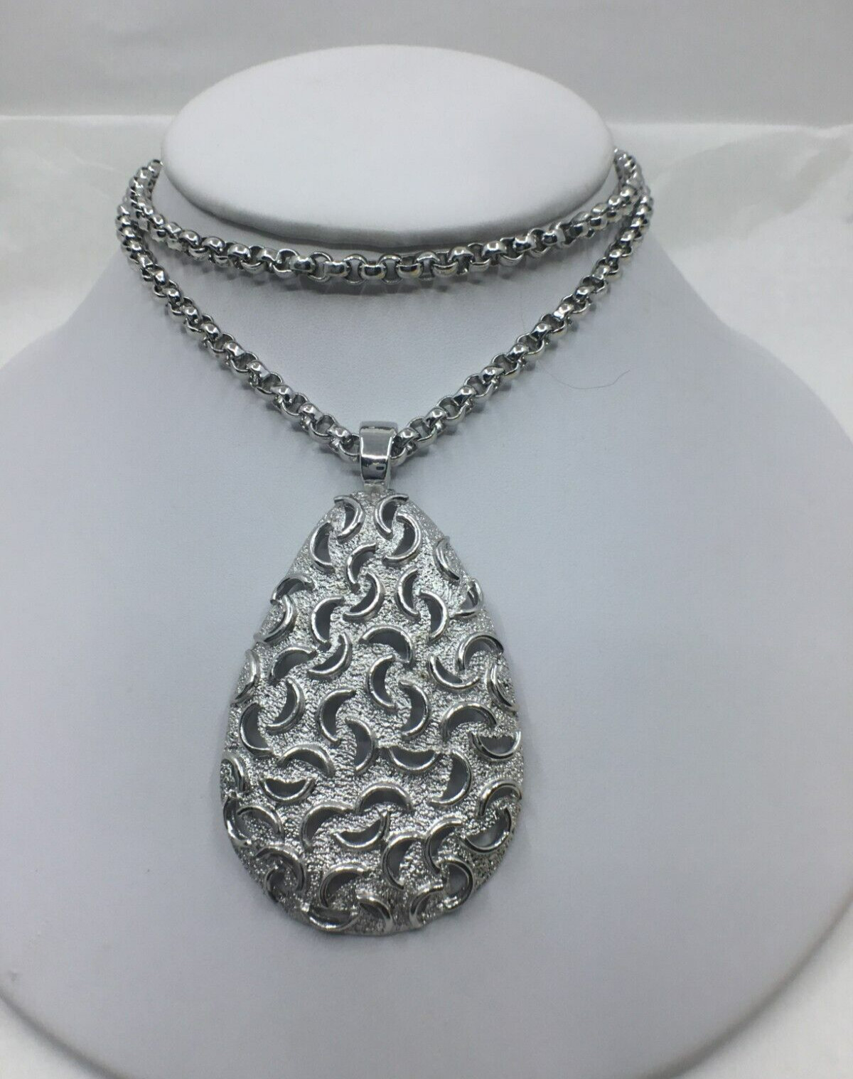 Vintage Signed Roget TM Silver Tone Rolo Chain Large Charm 26″ Long Necklace