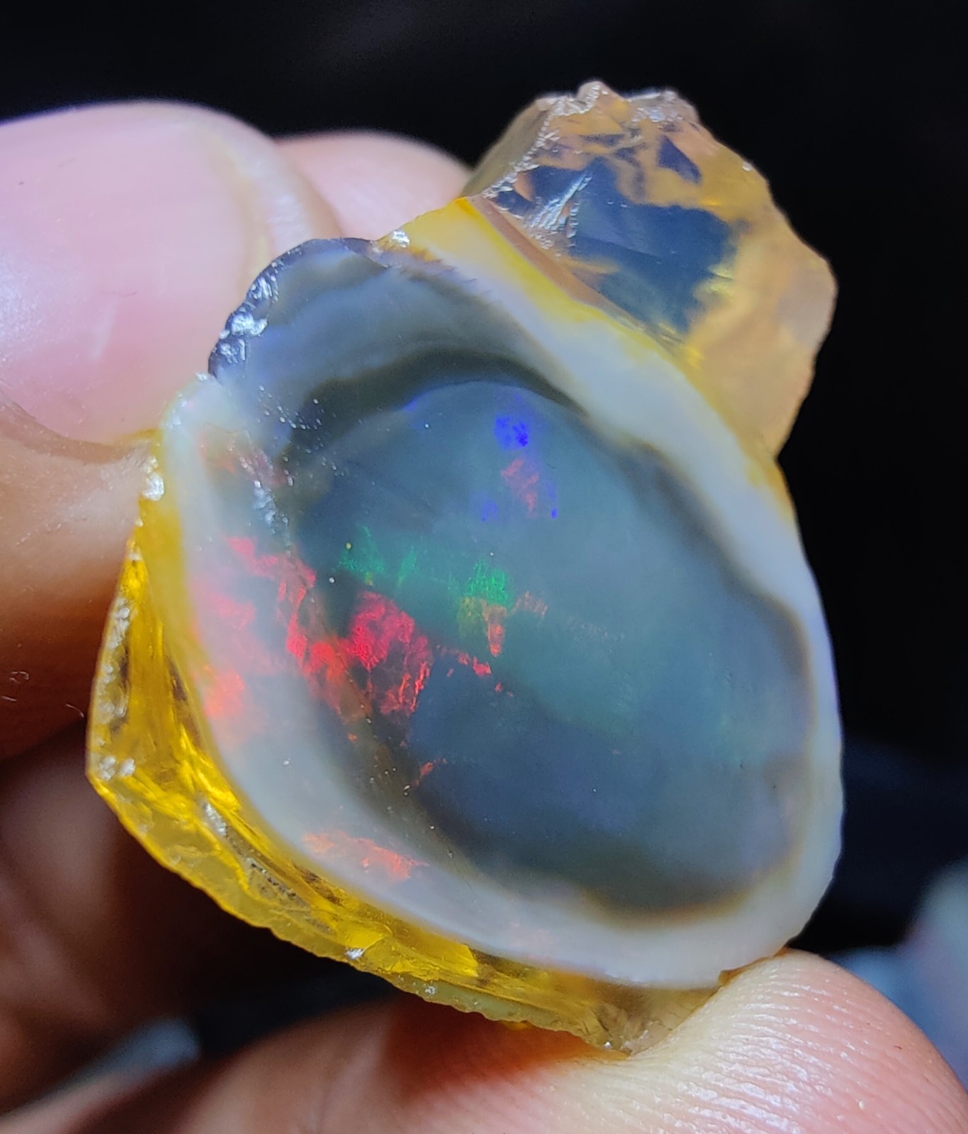 39 Carat, Natural Black Ethiopian Opal Raw Rough, Flashy Gemstone, Jewellery.