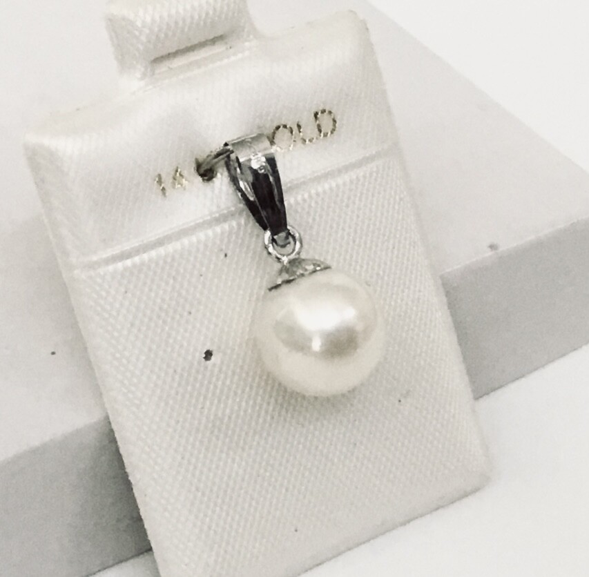 Solid 14K White / Yellow Gold 8 – 9 mm Genuine Akoya Cultured Pearl Pendants NEW
