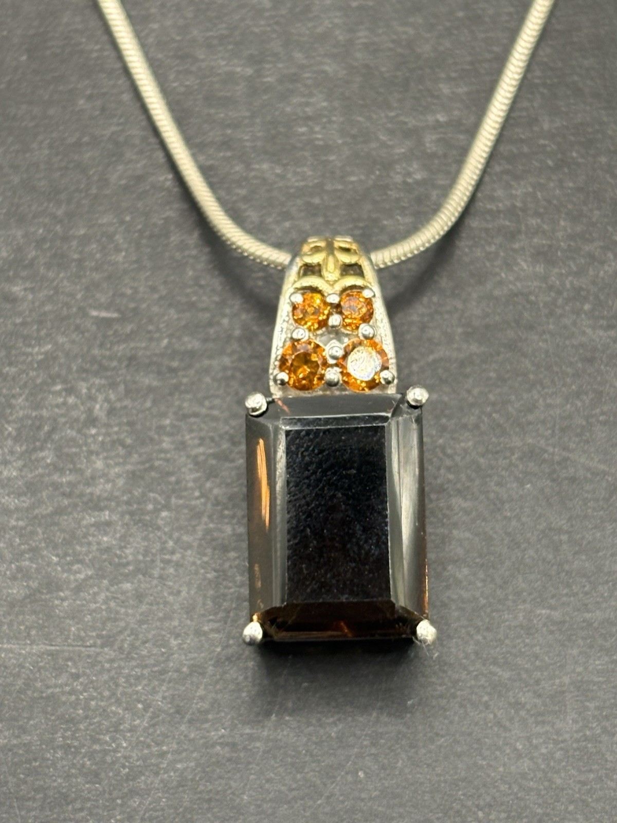 JTV 18″ STS Topaz Two Tone Sterling Silver Pendant Necklace 7 Grams H5