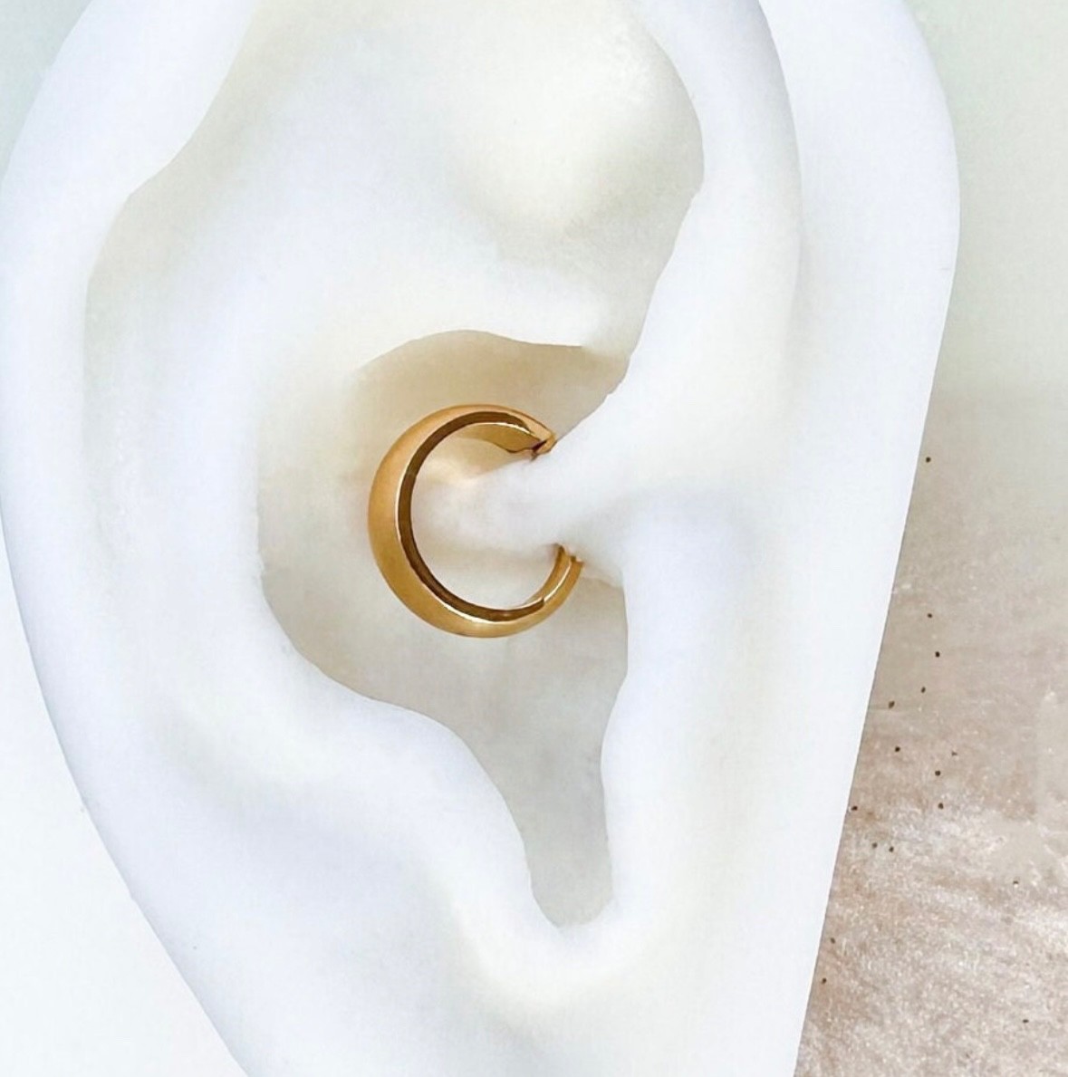 Titanium Gold Thick Septum / Daith / Cartilage Clicker. 16G. 8mm or 10mm.