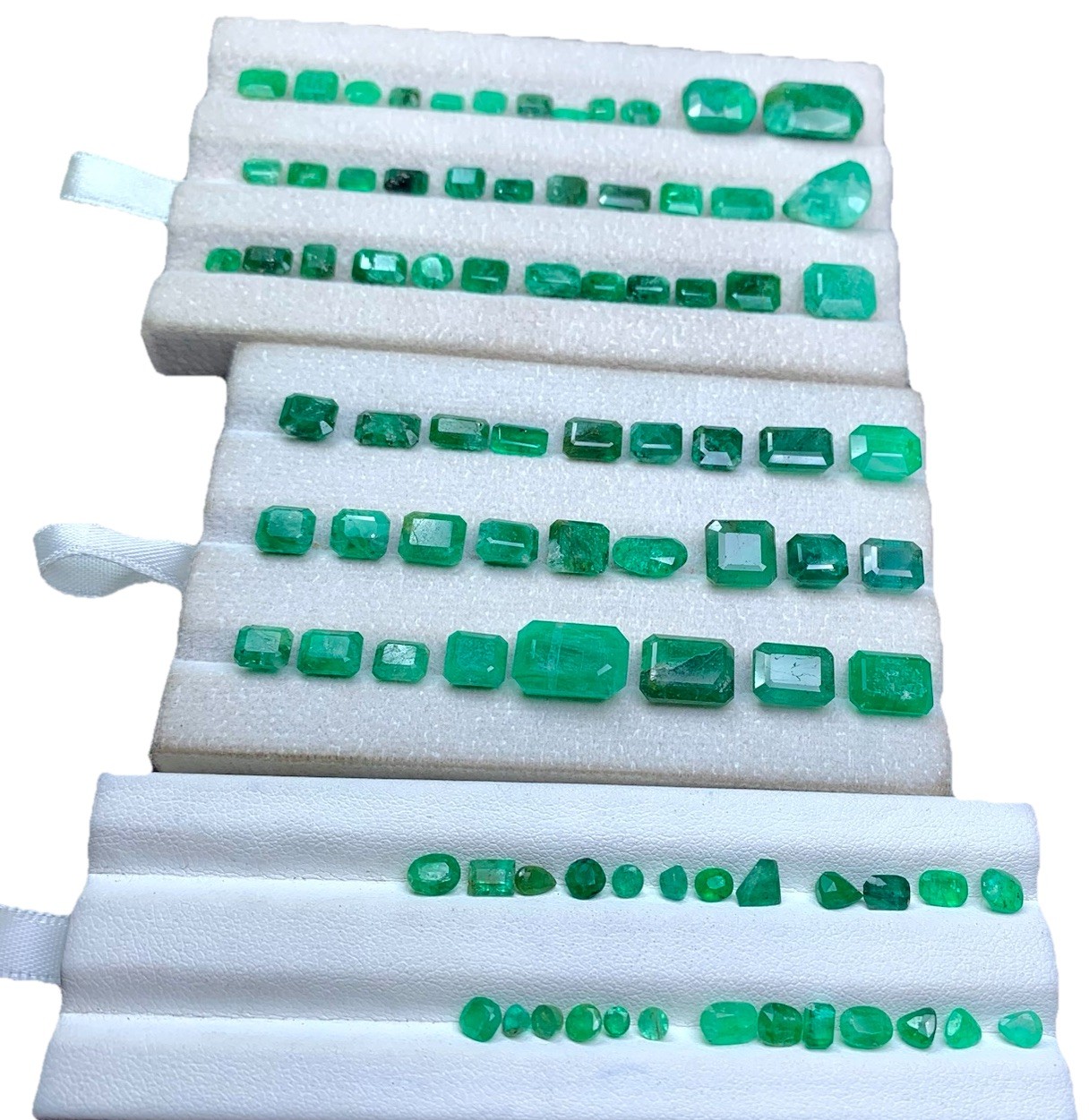 Emerald gemstone From Swat 100 Carat For Ring, Anniversary Gift, Birthday Gift