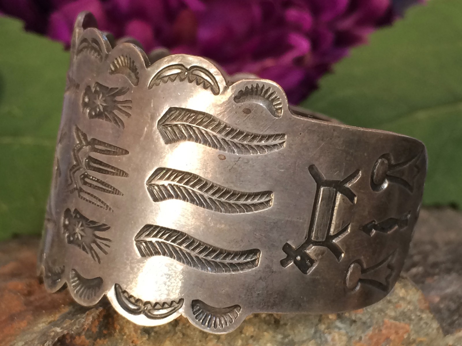 FRED HARVEY ERA NATIVE AMERICAN NAVAJO STERLING THUNDERBIRD ARROW BRACELET WOW