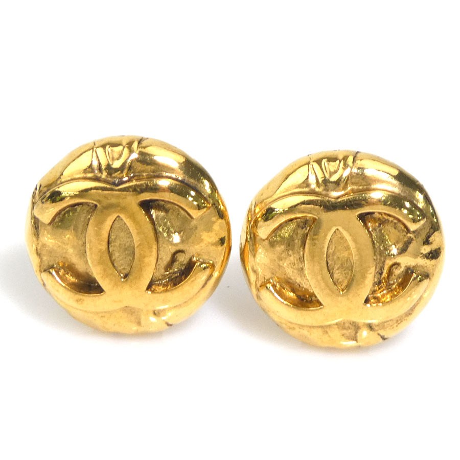 Auth CHANEL Vintage CC Logo Earrings Gold Metal – e62014i