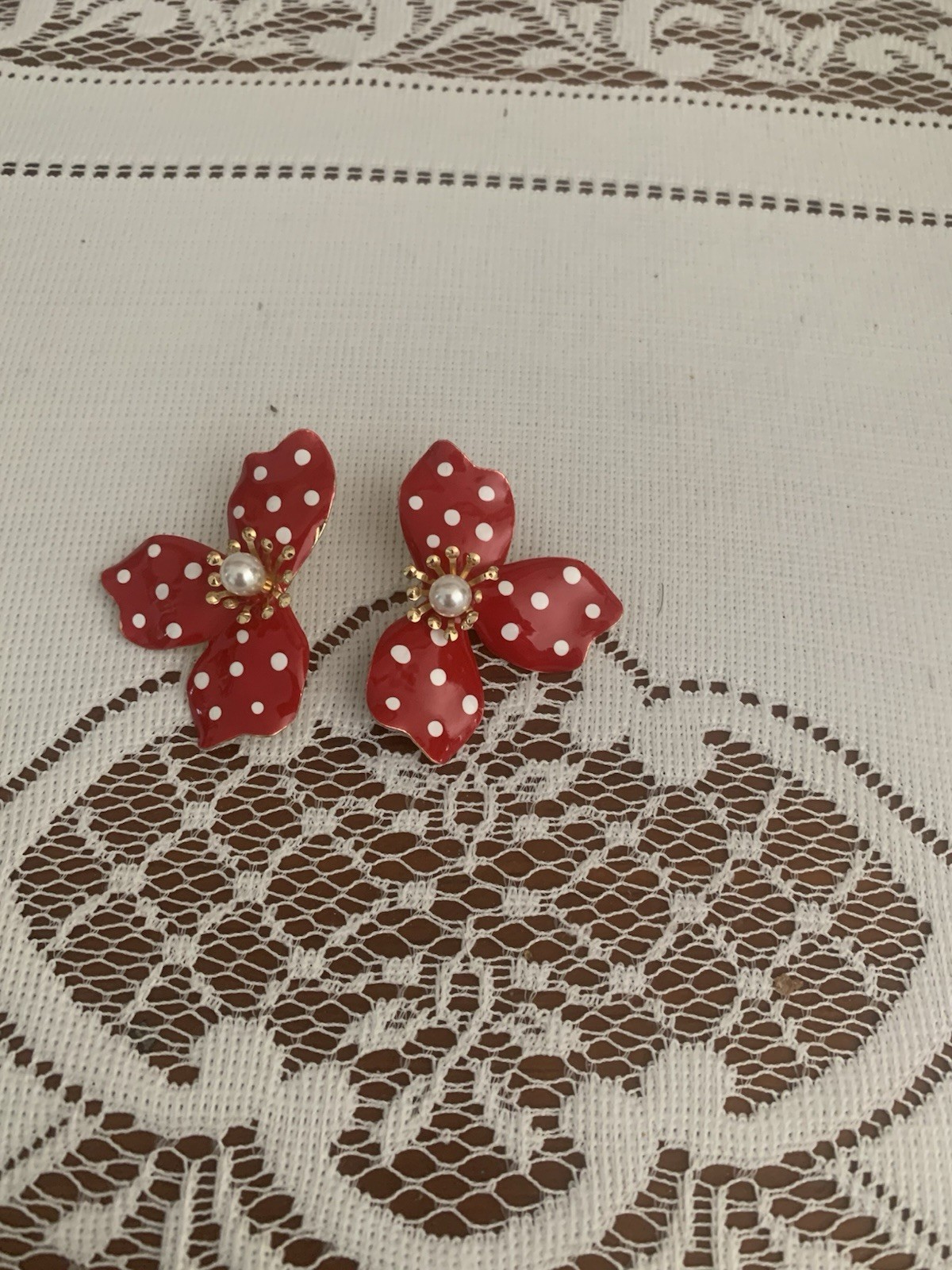 French Style Red And White Polka Dot Flower Stud Pierced Earrings