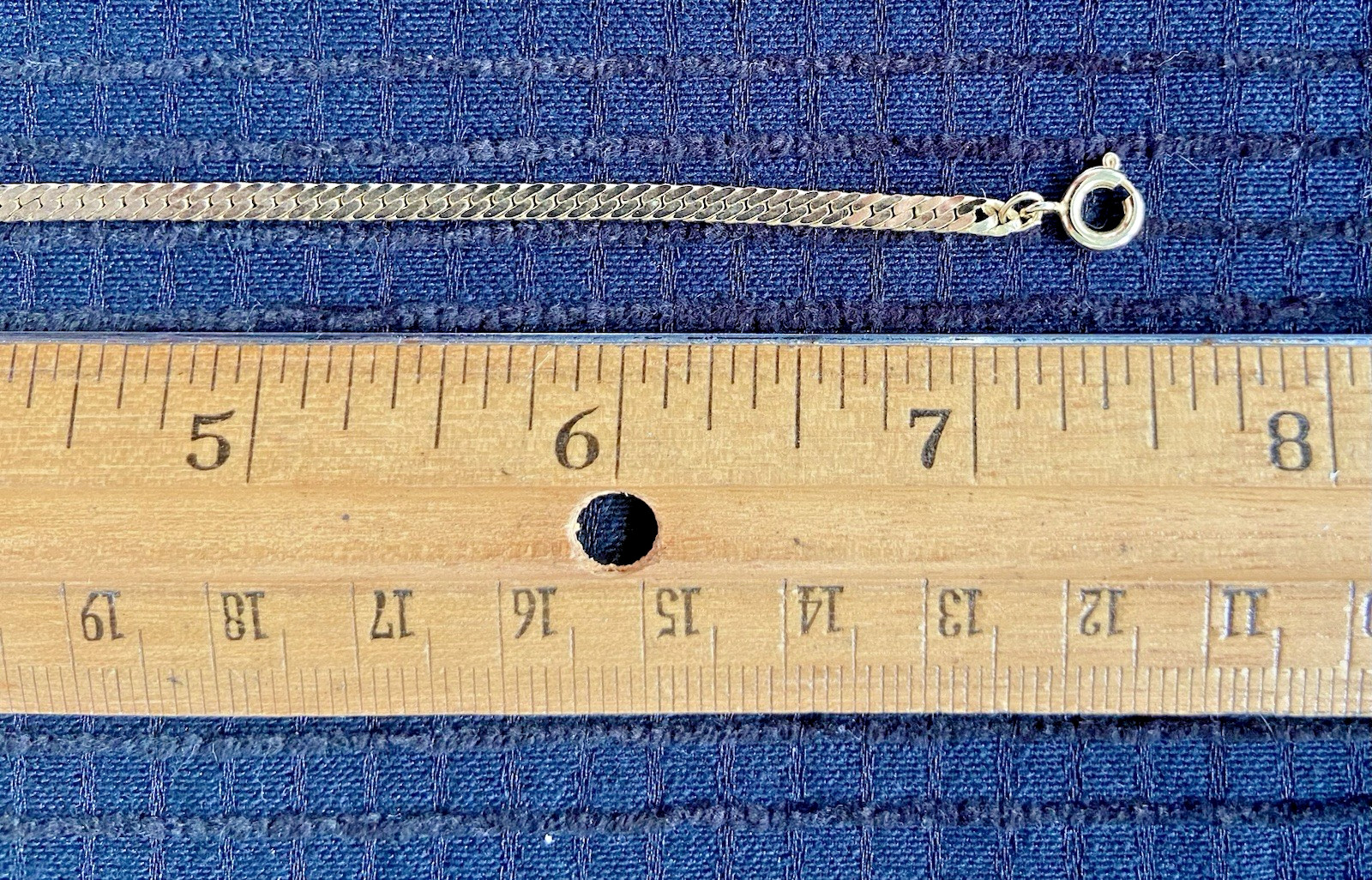 Vintage Korea Gold Tone Herringbone Chain Bracelet Flat Snake Link 7.25″ Retro
