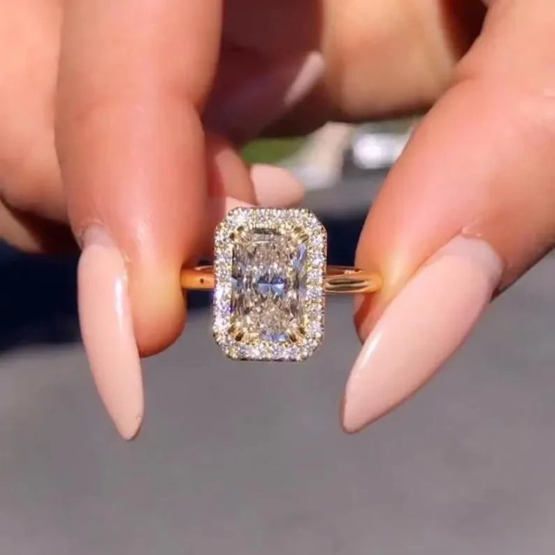 3.20Ct Radiant-Cut EF/VS1 Lab Grown Diamond Halo Engagement Ring 14k Yellow Gold