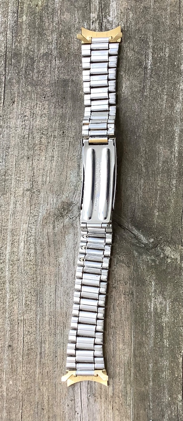 Vintage Seiko Quartz SQ Men’s Gold Tone Fold Over Clasp Watchband 20mm Curve End