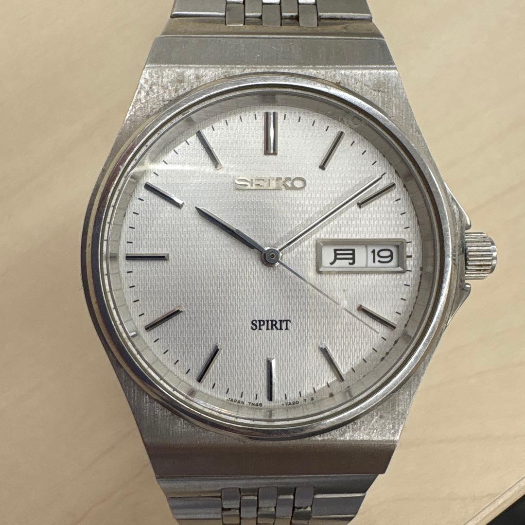 SEIKO SPIRIT 7N48-7A10 Quartz Wristwatch (Wrist size approximately 17cm)