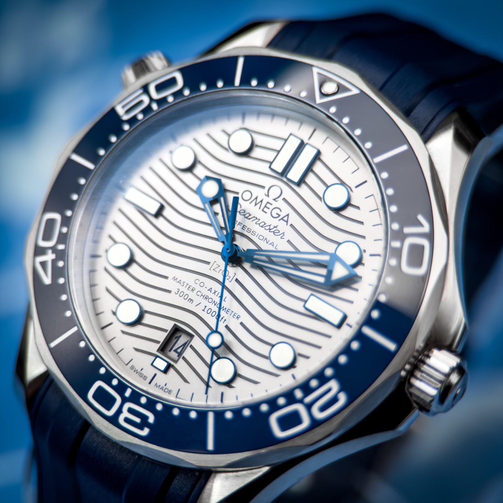 OMEGA Seamaster Diver 300M 210.32.42.20.06.001 Grey Wave Dial Box And Papers