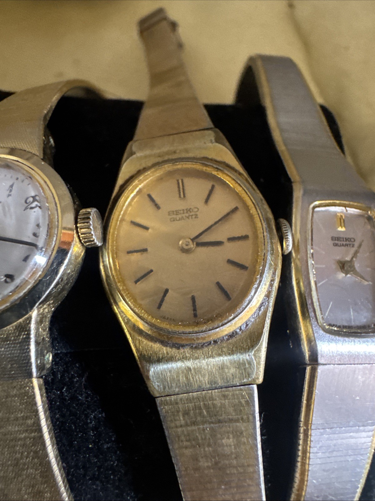 Seiko Pulsar Benrus Citizens Gruen Watch Lot New Batteries Vintage