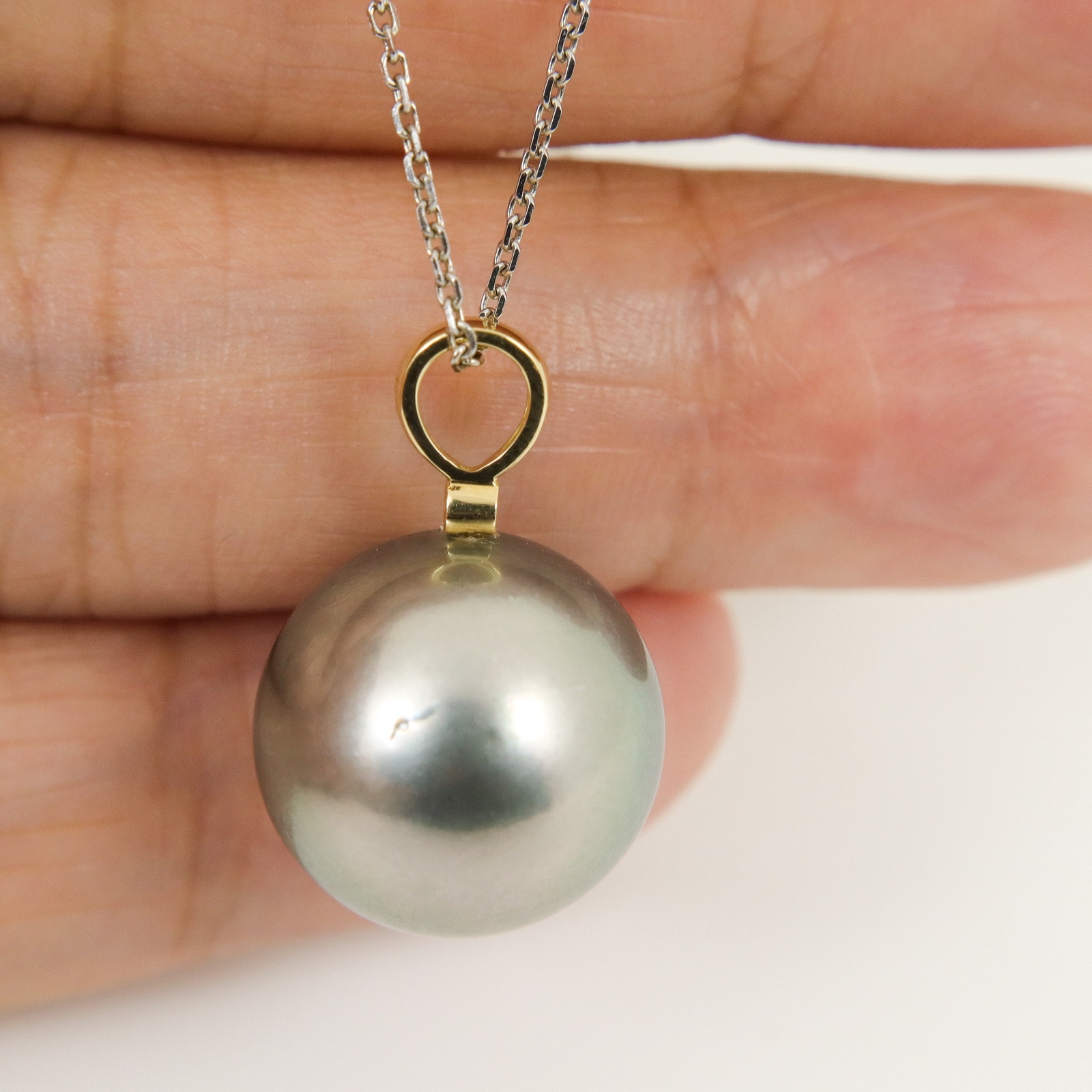 Massive 14.7mm Genuine Tahitian Pearl Pendant,18K Solid Gold Diamond Bail #P6183