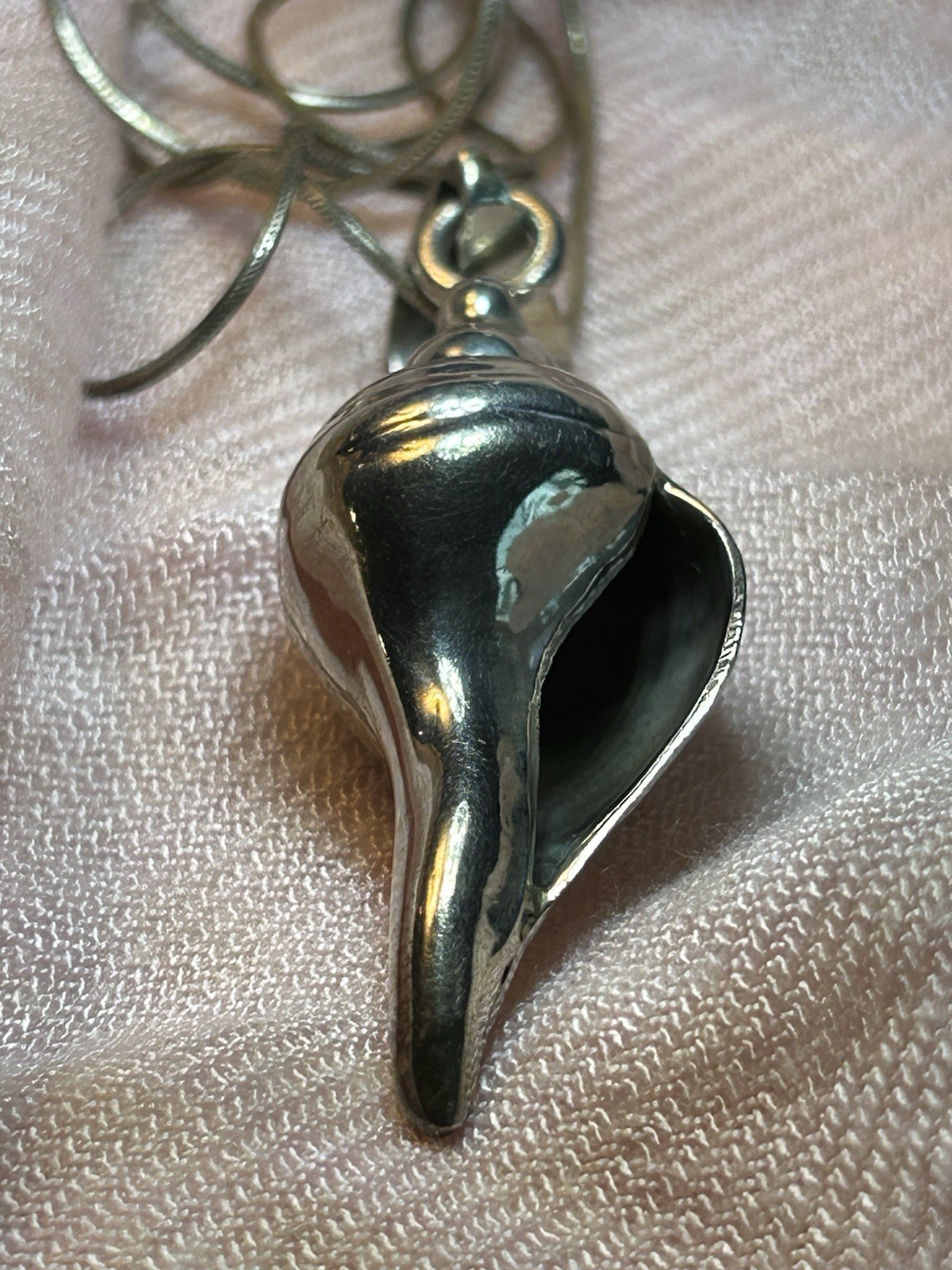 925 TN-49 Mexico Sterling Silver Conch Pendant & 925 Italy Necklace 18in 15g