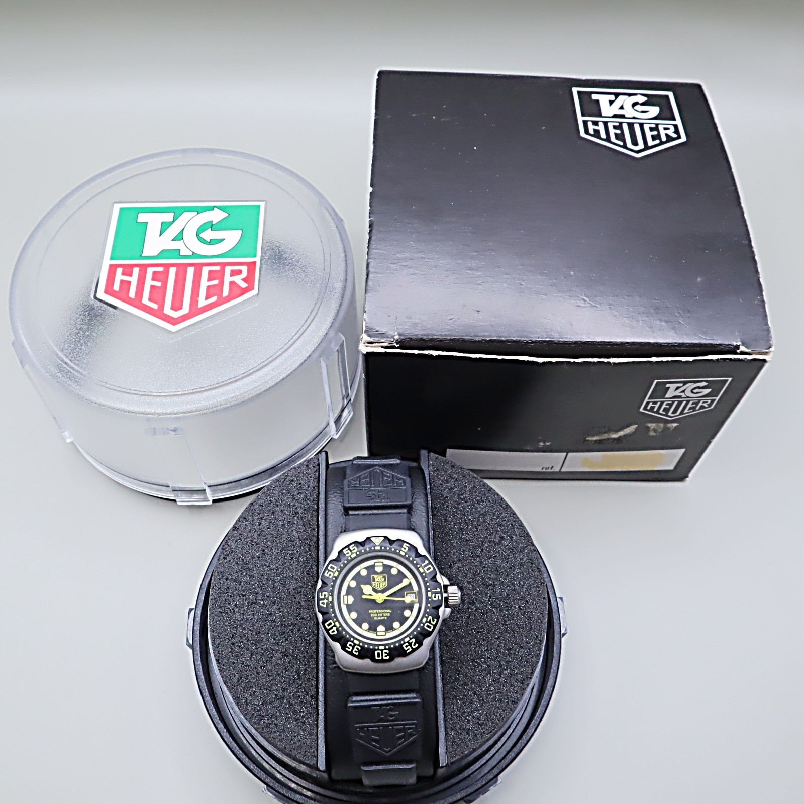 IN BOX *MINT* TAG Heuer Formula 1 376.508 Black Dial 28 mm Women’s Qz Watch