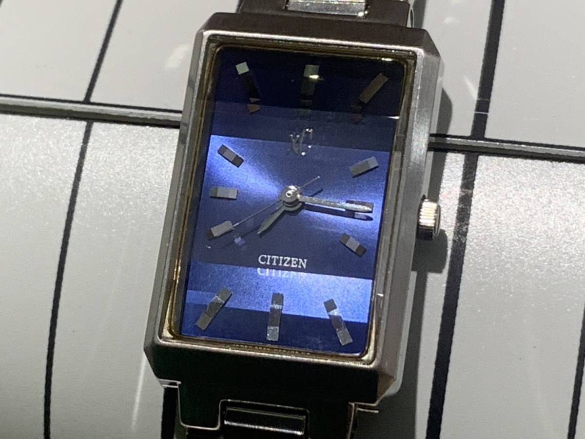 dead Citizen CROSSEE XC cut glass 5930 H07855 ladies quartz wristwatch vintage