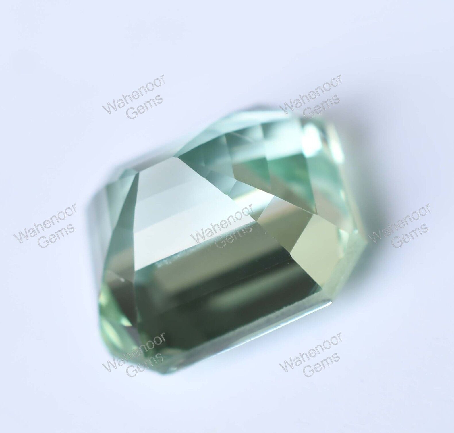 14.30 Ct Natural Green Sapphire Emerald Stunning Certified Montana Gemstone