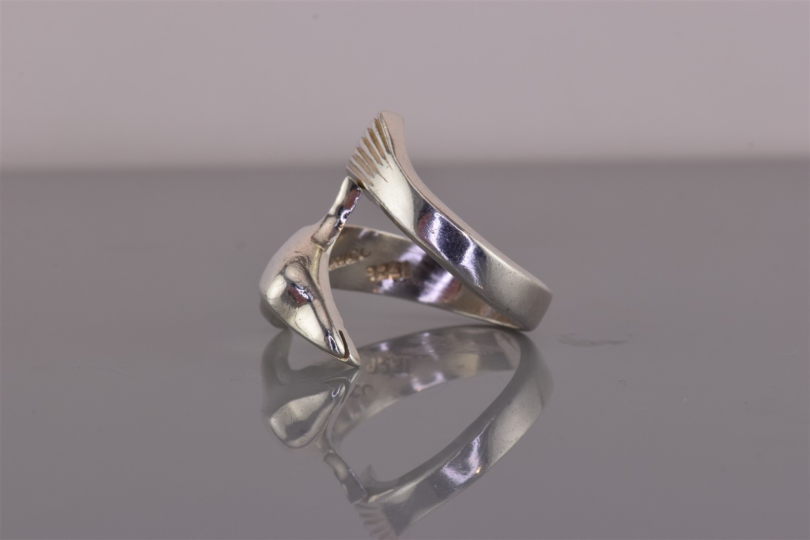 Taxco Sterling Silver Dimensional Dolphin Wrap Solid Band Ring 9g Mex 925 Sz: 6