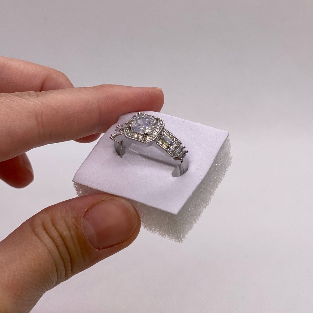 Modern style Sterling Silver Ring with white Sparkly diamond