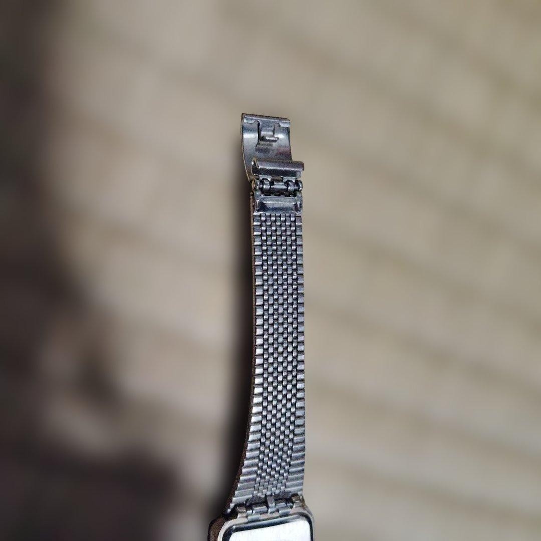 Aureole Quartz Analog Wristwatch