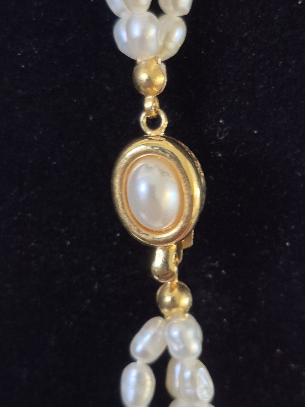 Rice Pearl 3 Strand Necklace 22” Coral Green Goldtone Push Lock Clasp Vintage