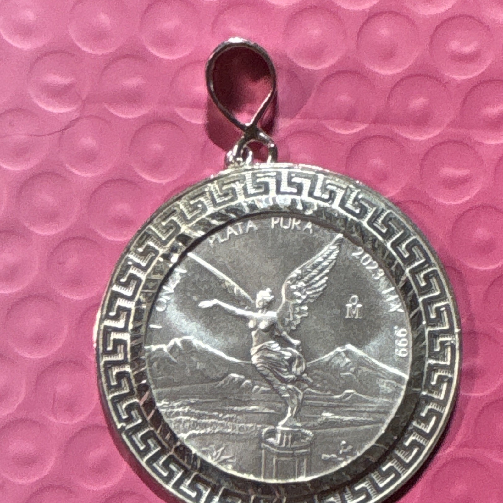 999 Fine Silver Round Coin Pendant Plata Pura Winged Victory Angel No Stone