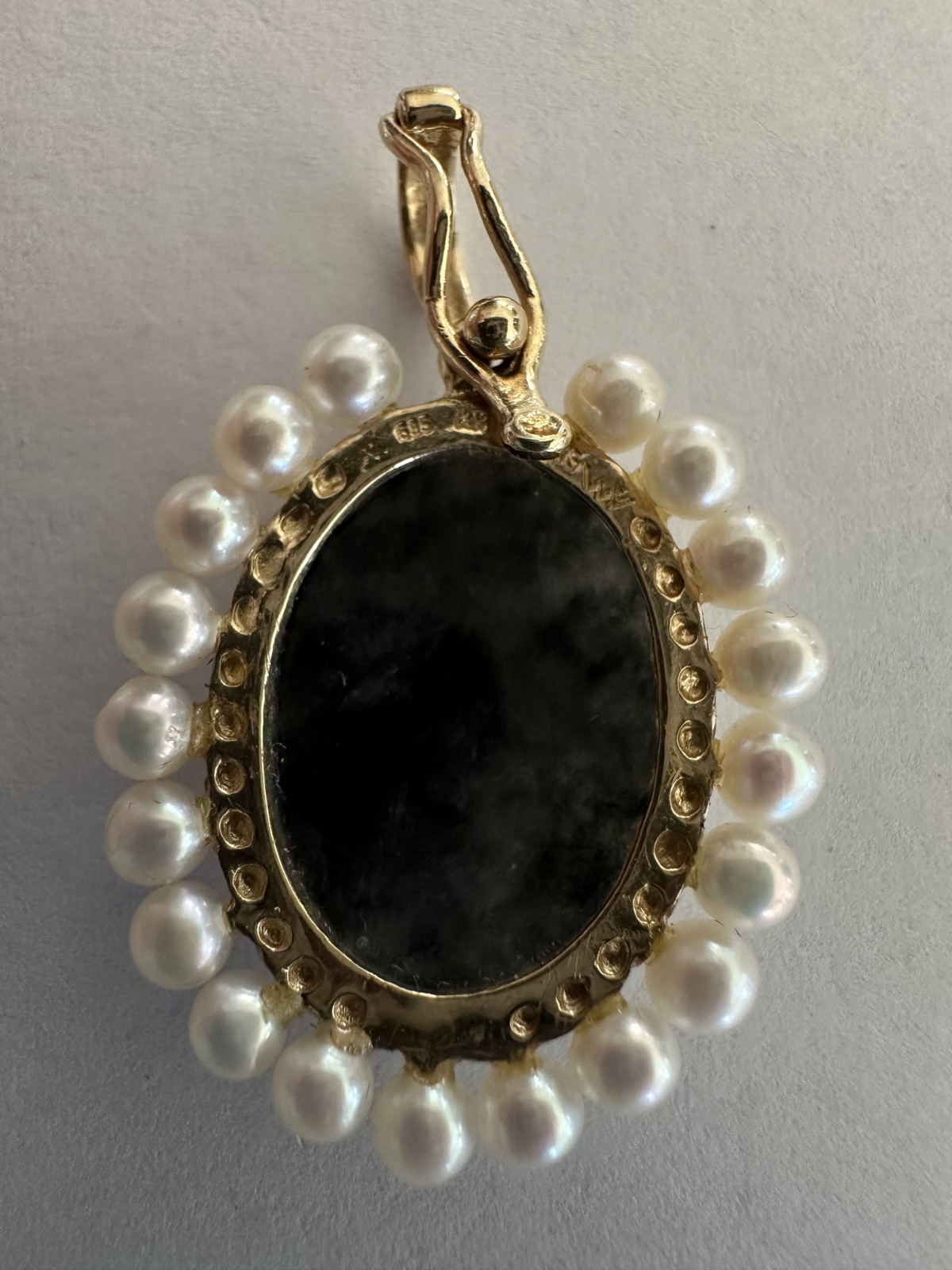 14k Yellow Gold Black/Dark Gray Stone Pearl Pendant Enhancer WV Hong Kong