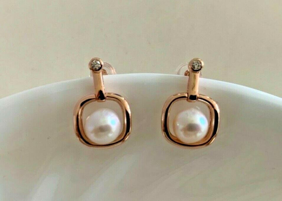 Superb luster fresh water akoya 6-7mm Pearl earrings Rose gold plated Silver 925