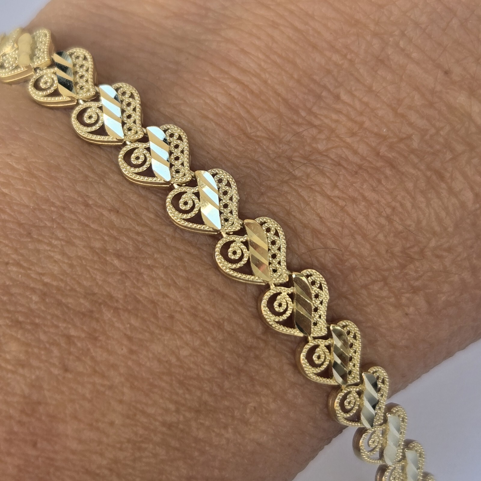 Solid 10k yellow gold hearts Bracelet 8 Inches Long Diamond Cut Large Size