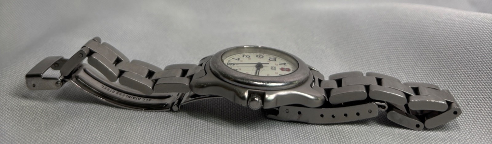 Swiss Army Victorinox Quartz Wrist Watch