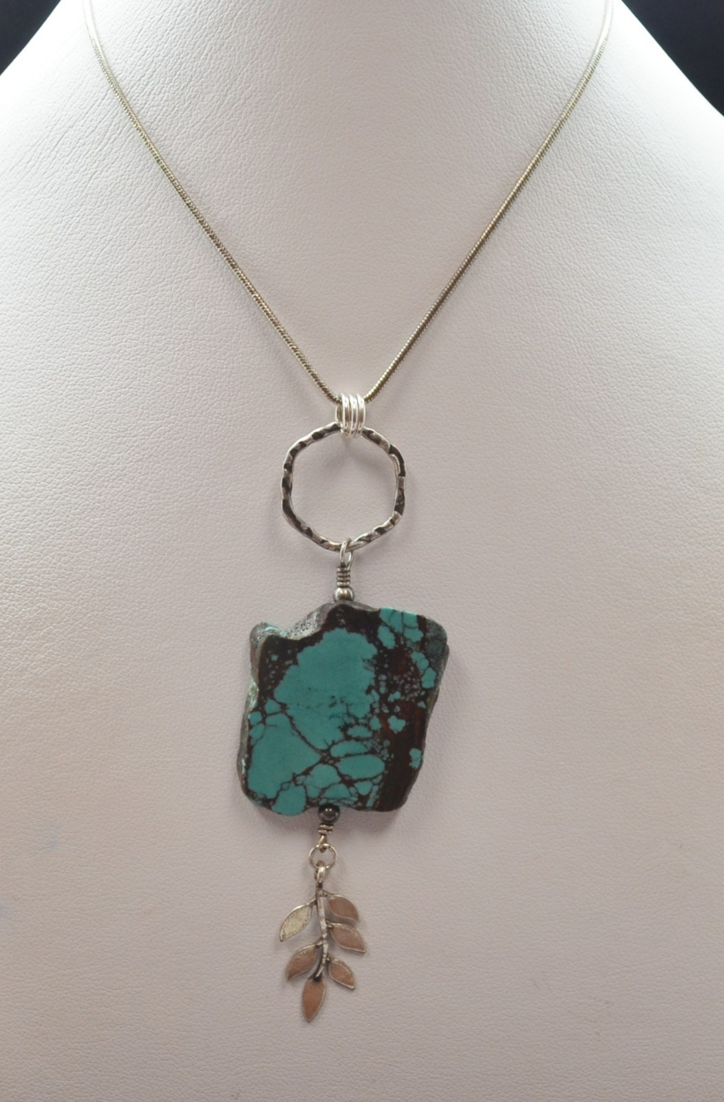 Sterling Silver Snake Chain w/ Beautiful Dangling Stone Necklace 20.0″ #FMF941