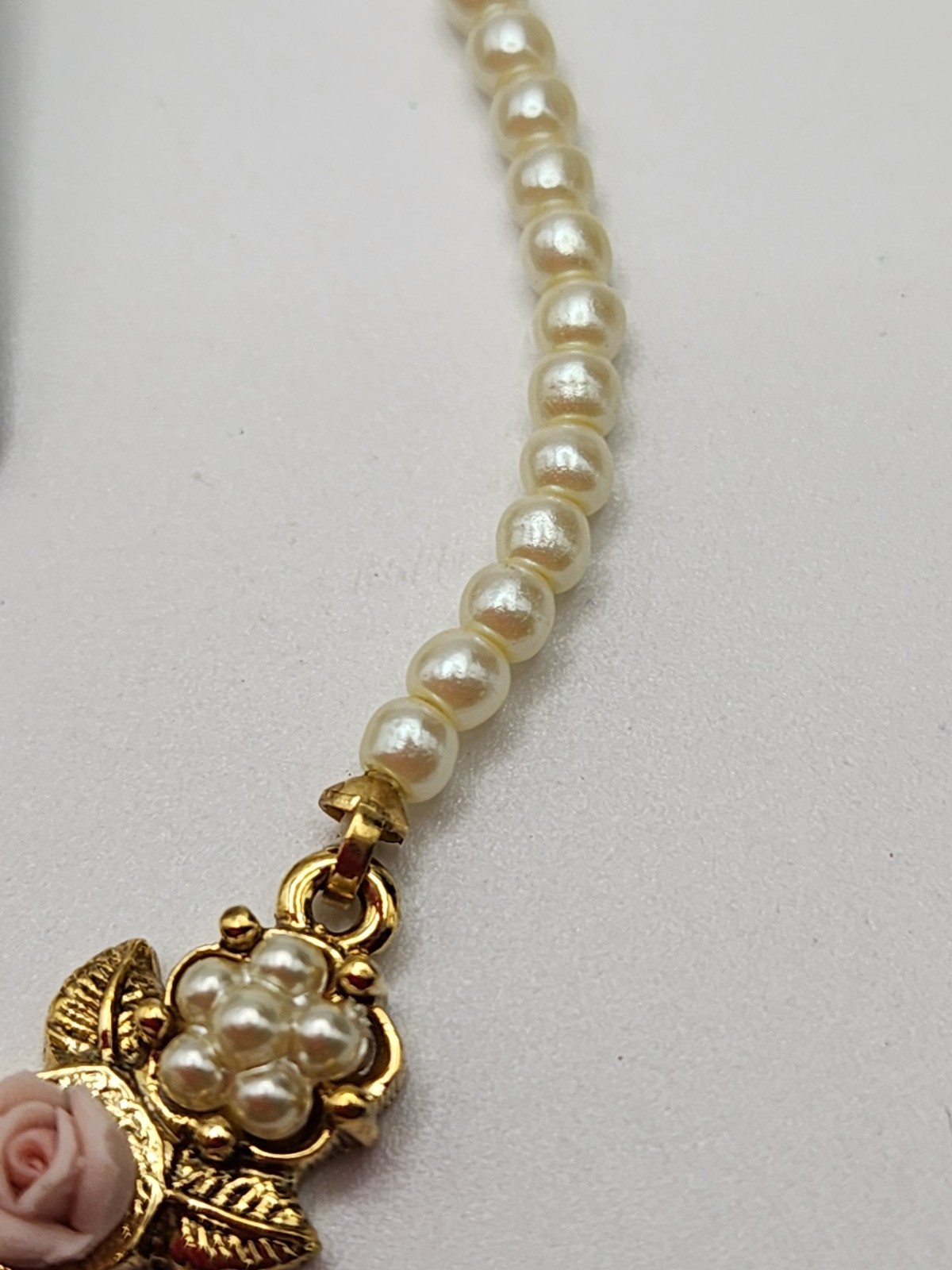 1928 Vintage Porcelain Rose Pearl Choker Necklace Earrings Set Victorian Revival