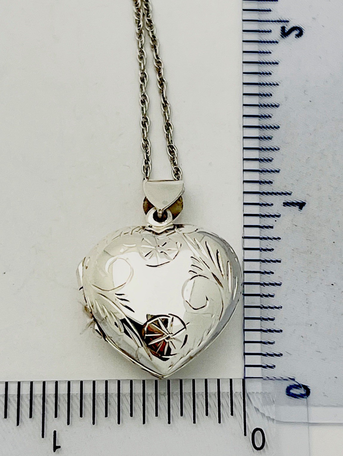 925 Sterling Silver 6.7 Gram Etched Puffed Heart Locket Necklace 20”