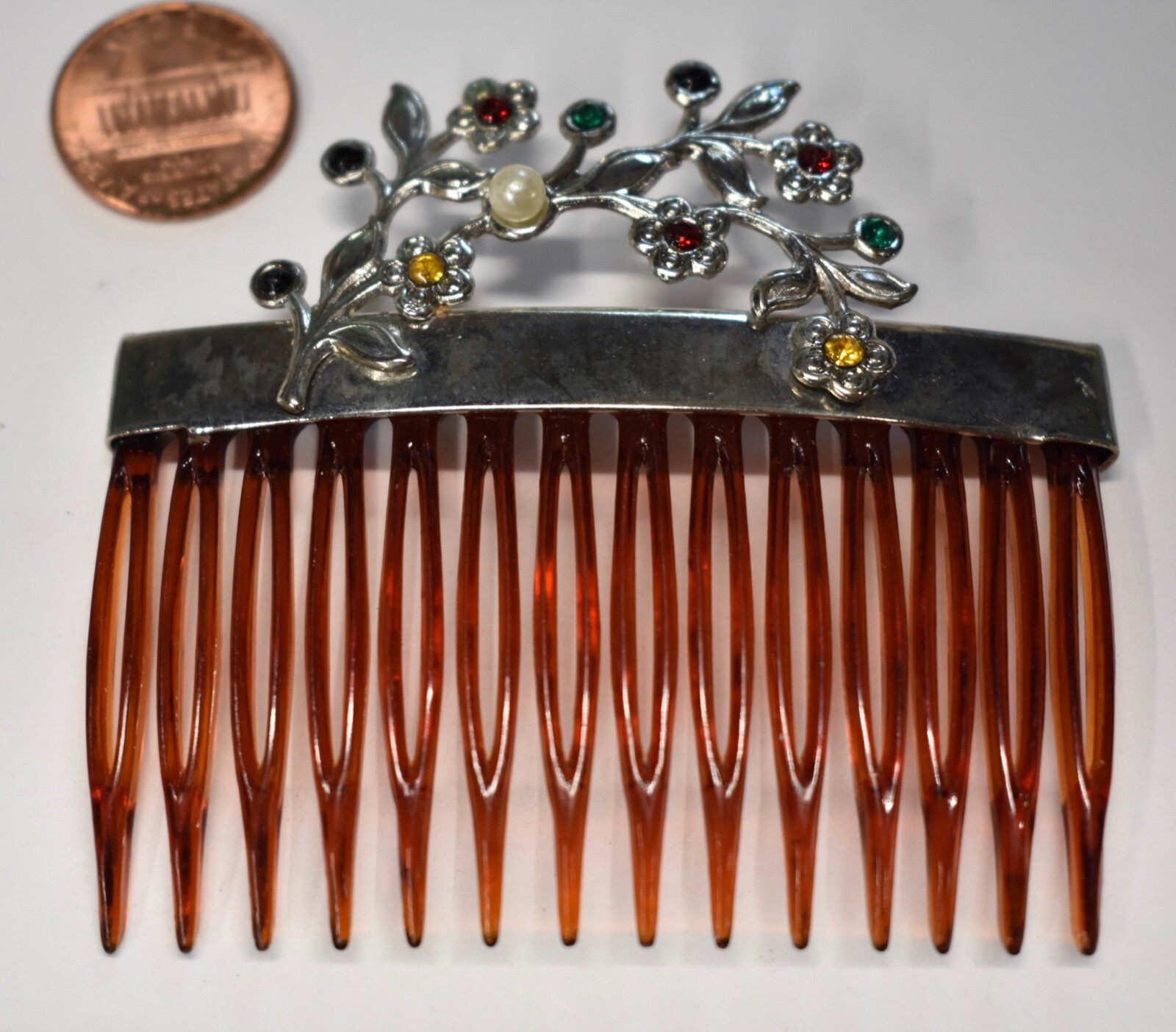 VINTAGE TORTOISE HAIR COMB * FLORAL DESIGN * STONES AND PEARL IN METAL