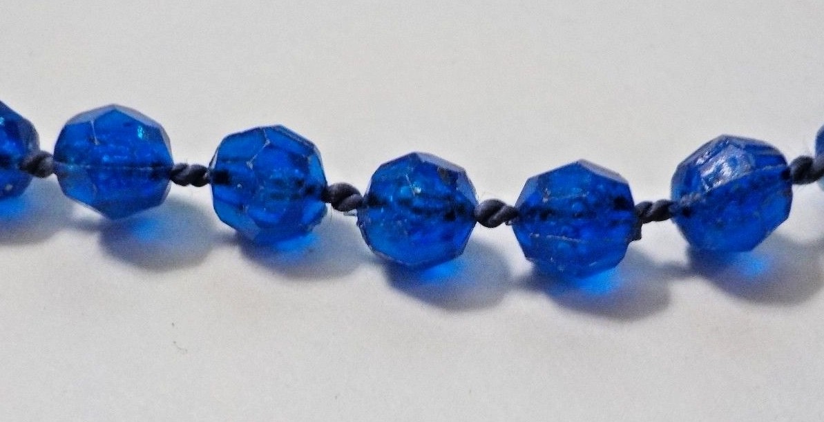 29 1/2″ Blue Faceted Beads Continuous Strand Necklace