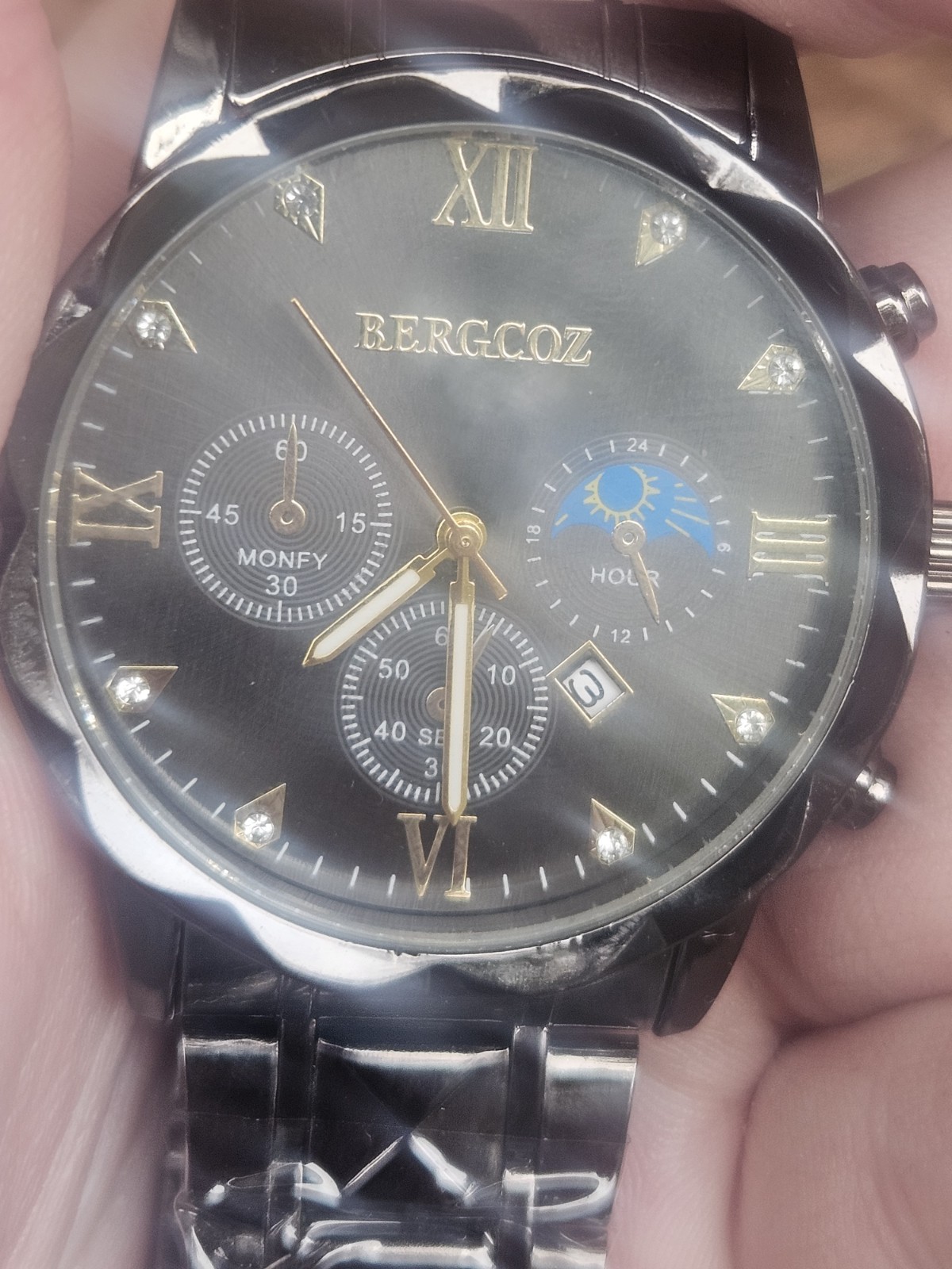 Brand New Unworn Gents Quartz Watch With Black Metal Strap