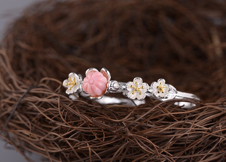 I05 Armspange Zweig mit Blüten aus Silber 925 und Blüte aus rosa Perlmutt