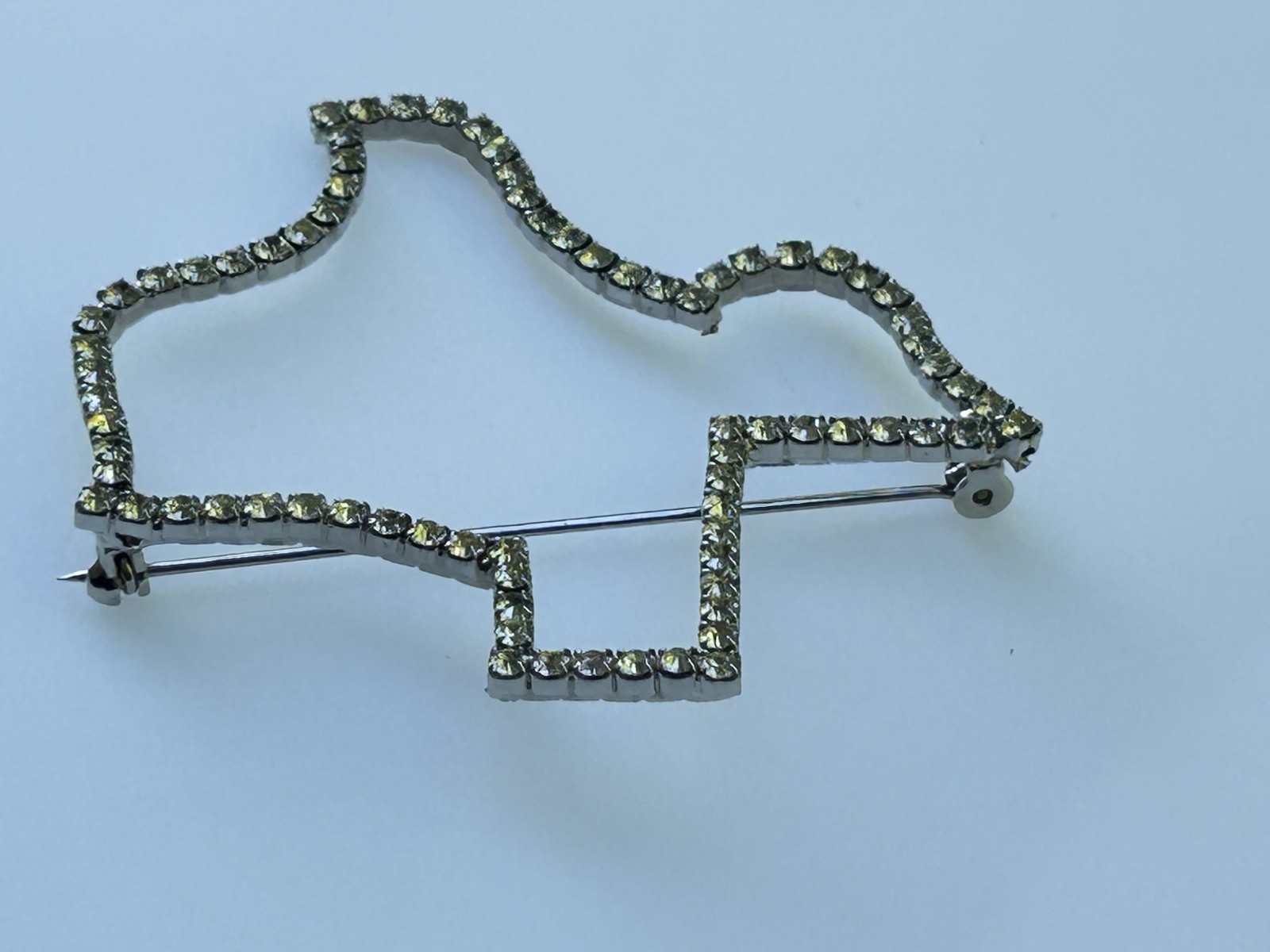 Texas Map Outline Rhinestone Brooch Pin Silver Tone State Pride Jewelry