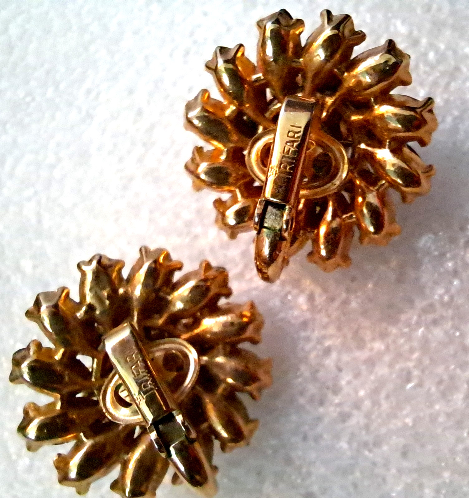 Trifari Rich Green Ira Desert Rhinestone & Aurora Borealis Clip Earrings