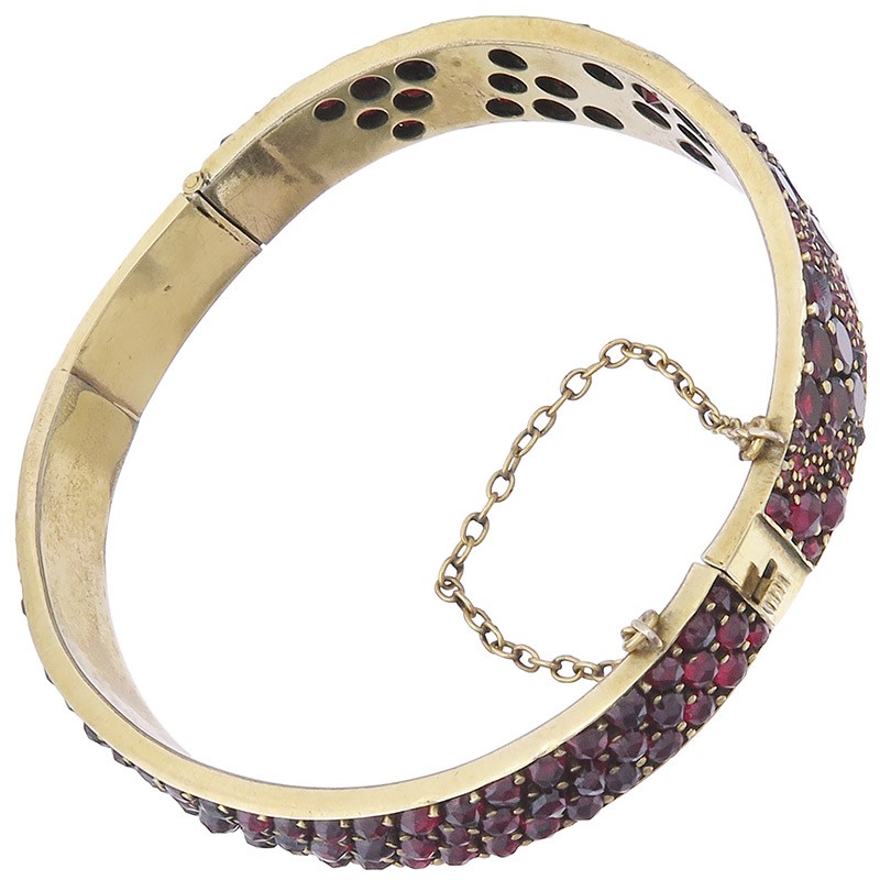 bangle garnets antique
