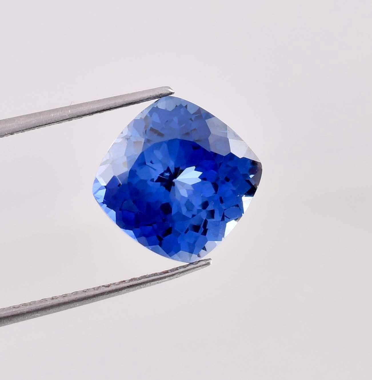 AAA Natural Royal Blue Sapphire Gemstone GIT Certified All Size Available