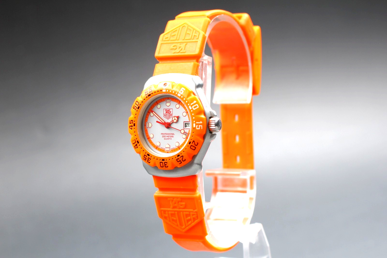 TAG Heuer 373.508 Formula 1 Professional 200m Orange 30mm Quartz Women’s Watch