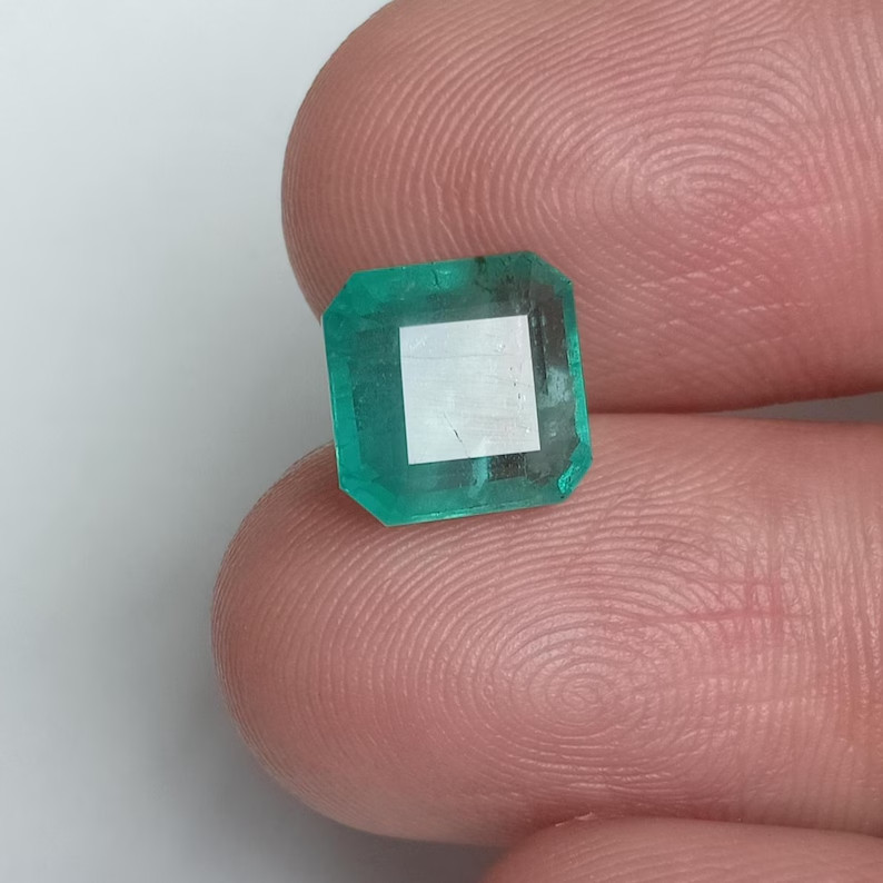 Genuine Zambia Emerald Unheated Untreated Octagon Shape Gemstone 3.25 Carat