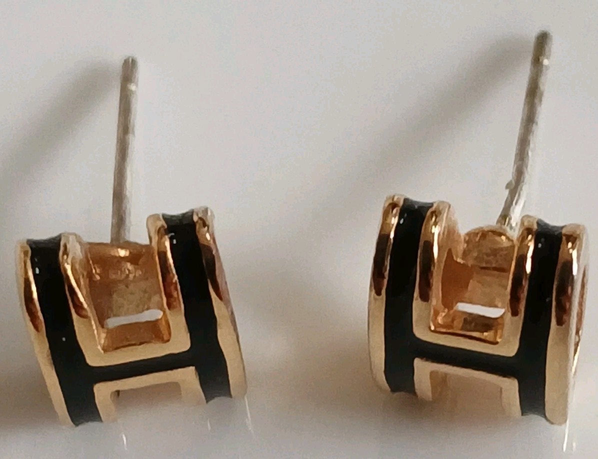 Mini Pop H Enamel Gold Plated Stud Earring