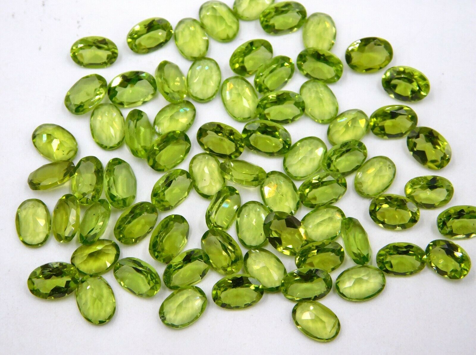 Natural Peridot Oval Cut Loose Gemstone 3×4 MM To 6×8 MM Wholesale Lot P-2371