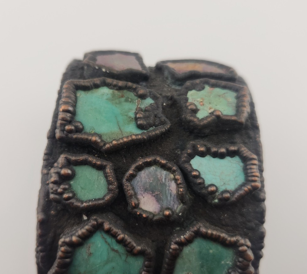 Vintage BELL TRADING Copper Cuff Bracelet USA Pre 1960s 10 Turquoise pieces